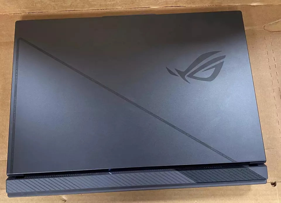 ASUS ROG STRIX G16 16" i7-13650HX 16GB 1TB SSD RTX 4060 GAMING LAPTOP- USED